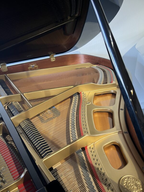 Piano à Queue KAWAI GM10 série Japon  🇯🇵 – Image 2